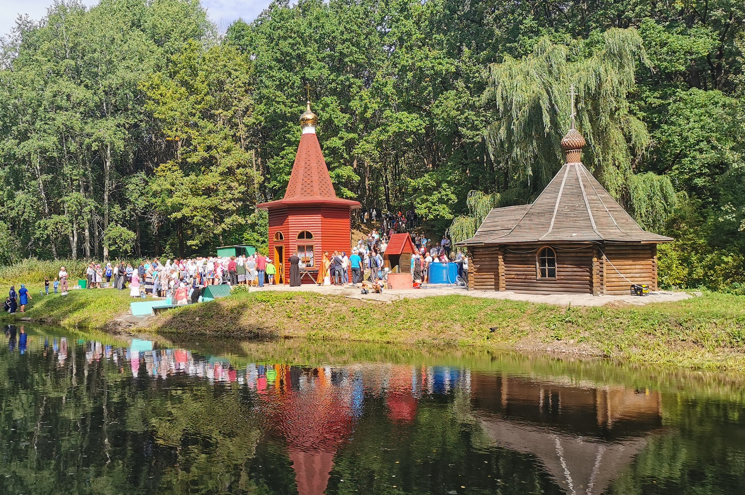 Село источник. Источник Пантелеймона целителя в Белгородской области. Источник св. Пантелеймона Прохоровский район Белгородской. Село Вязовое Белгородской области источник Пантелеймона. Прохоровский район село Вязовое.