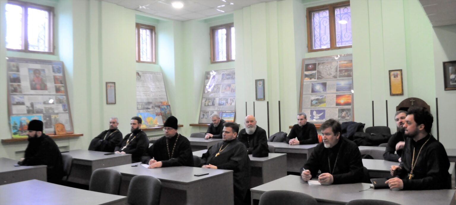 Спасо Преображенский храм Губкин