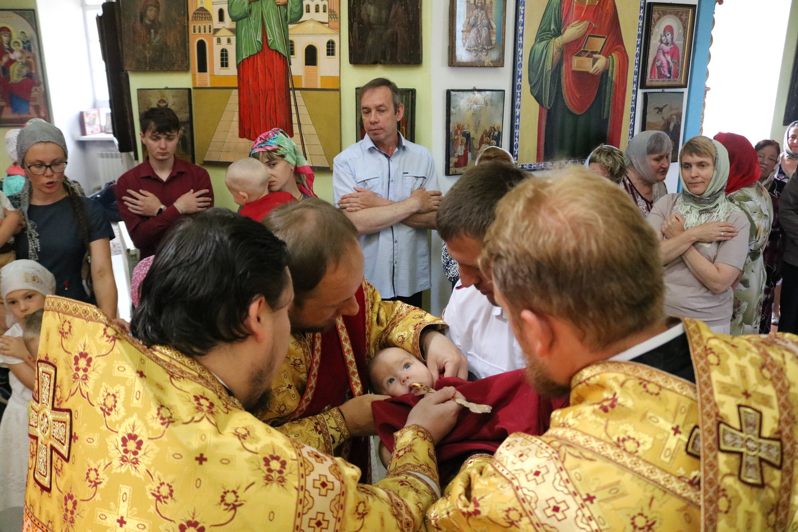 Погода в кочетовке ивнянского. Кочетовка храм. Село Кочетовка Белгородской области. Служба в храме. Церковь пятая Кочетовка.