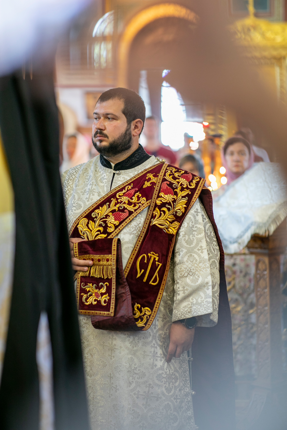 Епископ Нектарий и джип