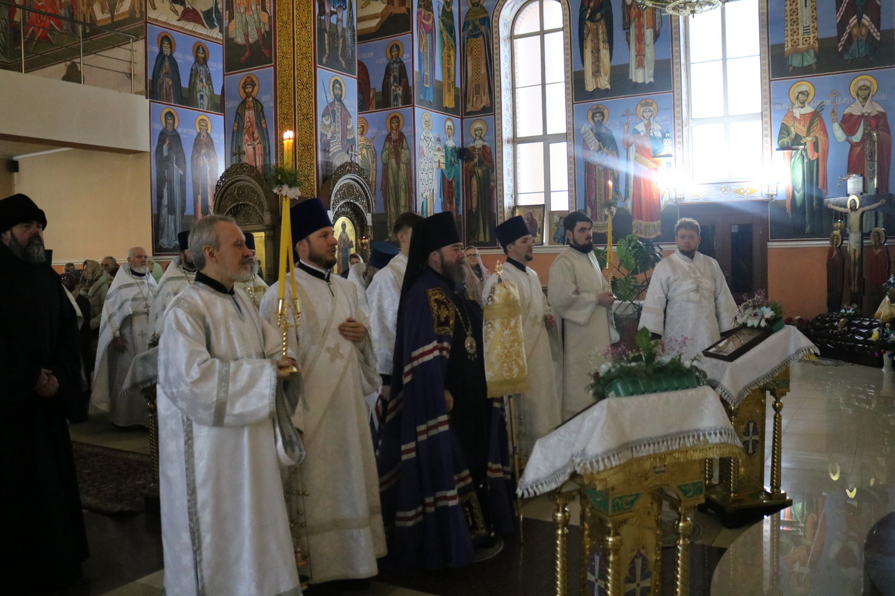 Сайт храма новомучеников и исповедников